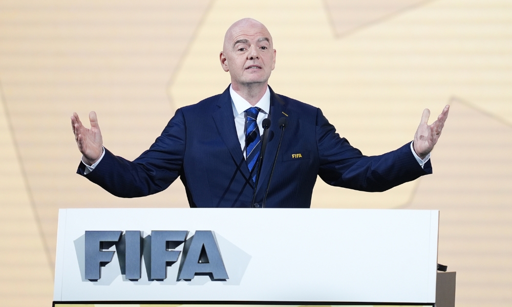 与巴萨合作